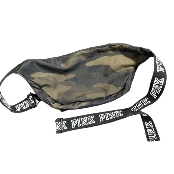 PINK Victoria's Secret Camouflage Belt Bag/Fanny Pack - Picture 2 of 7